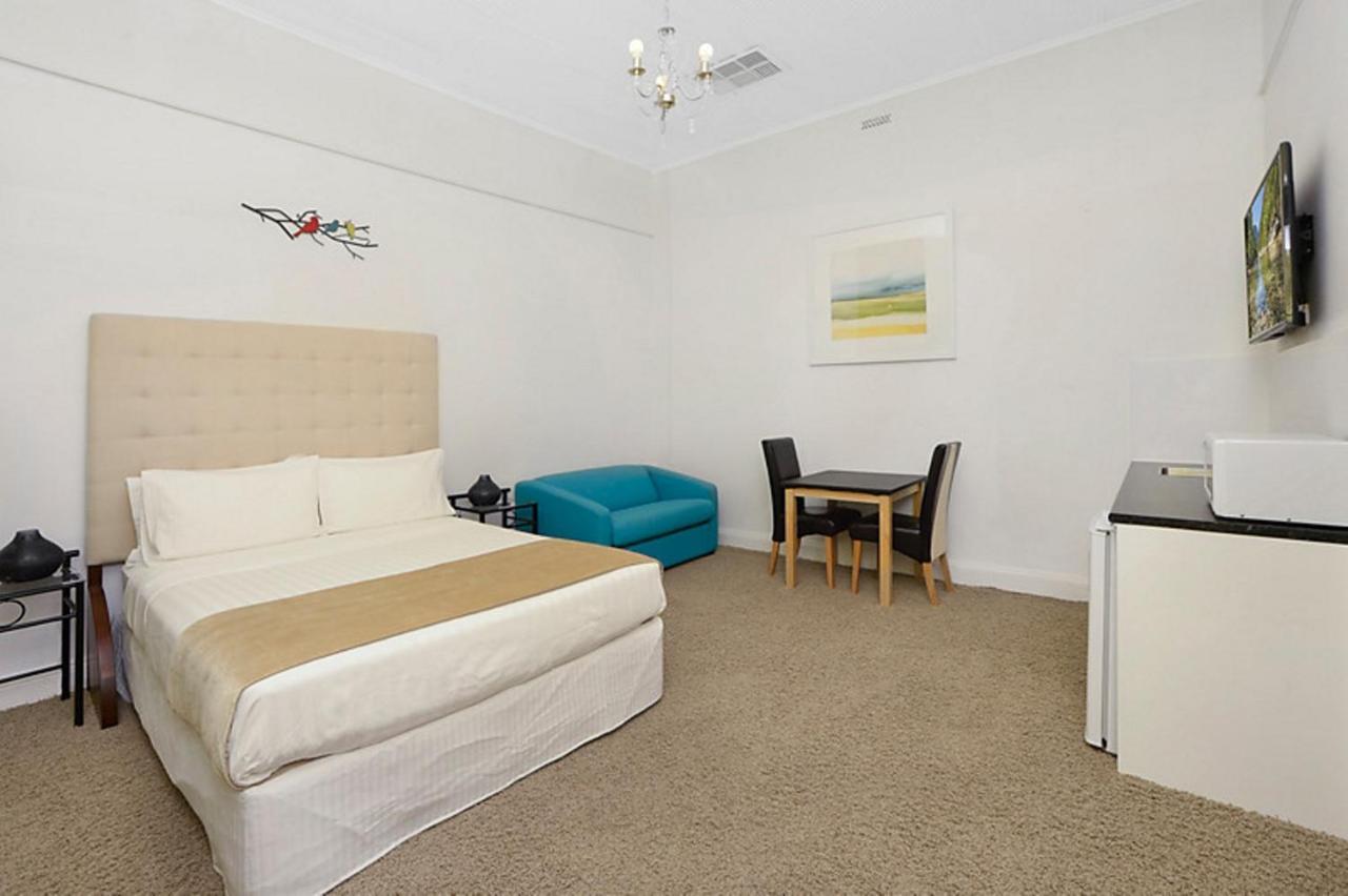 Lavender House York Motel Bagian luar foto