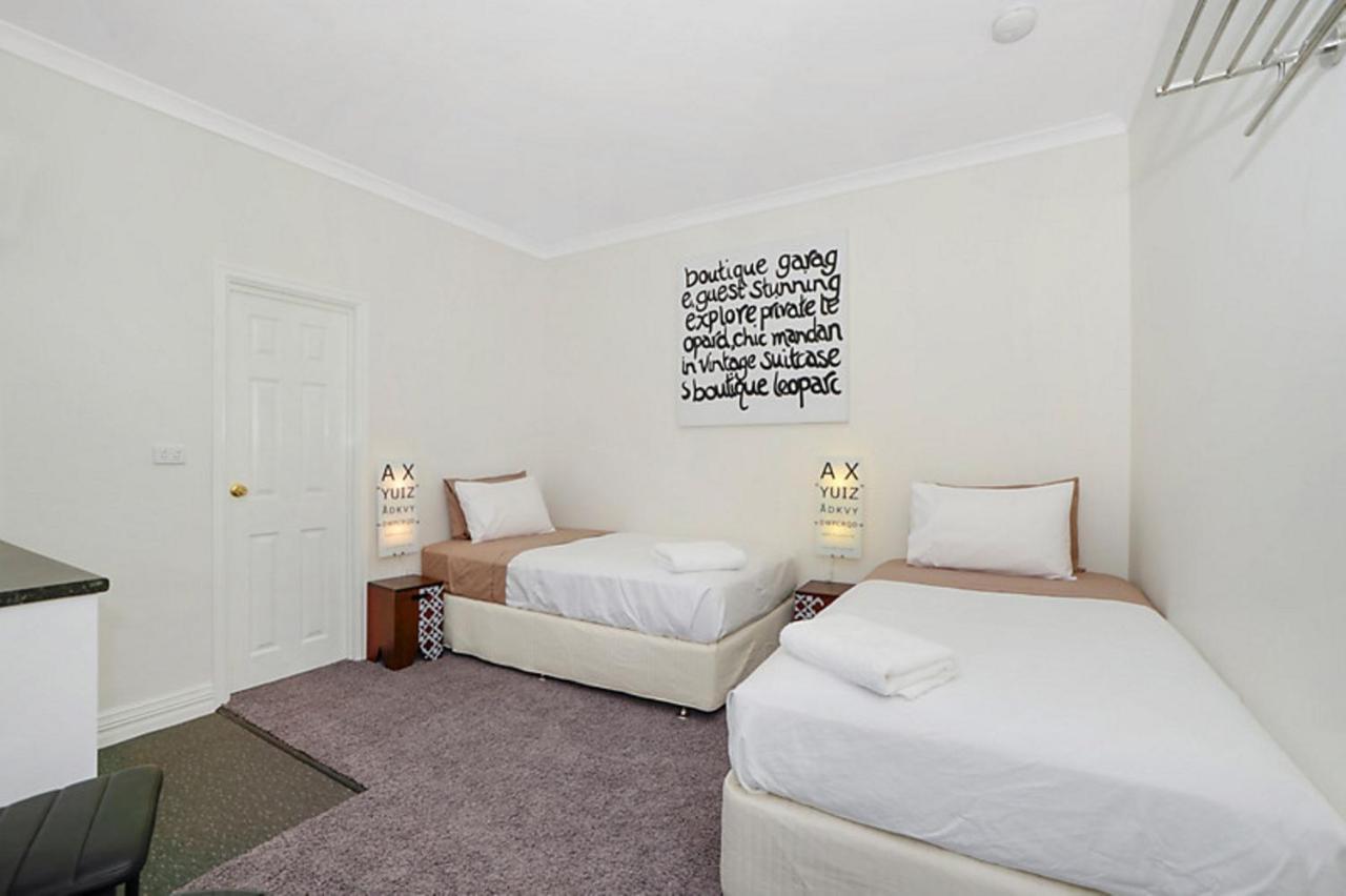 Lavender House York Motel Bagian luar foto